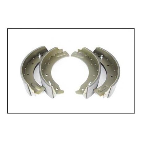 Brake shoes LR109 6cyl & V8 Allmakes UK - 1