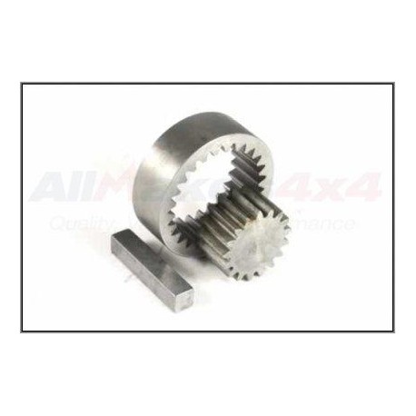 Oil pump gear and shaft for LT77/LT77S - Replacement Britpart - 1