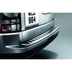 DISCOVERY 4 stainless steel rear bumper tread plate