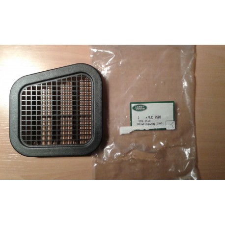 GRID ADAPTER BETWEEN FRESH AIR - LH - GENUINE Land Rover Genuine - 1