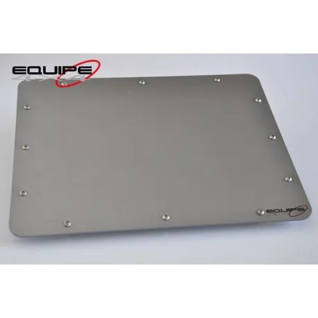 Diesel pump examination hatch