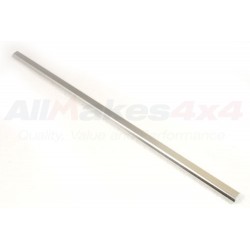 Seal retaining channel for series hard top