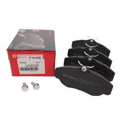 jeu de 4 plaquettes de frein avant discovery 2 et range p38 - BREMBO