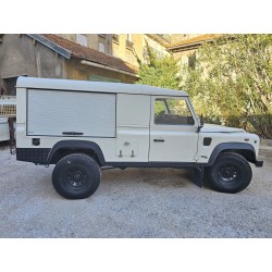 Defender 110 Td5 3-doors White