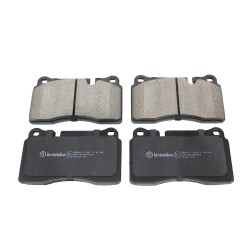 Jeu de plaquettes de frein avant de L322 et RRS 3.6 TDV8 et 4.2 S/C - BREMBO